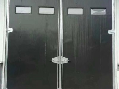 生产销售工业门、、工业提升门、工业折叠门,、提升转折门、工厂厂房门、厂房大门图2