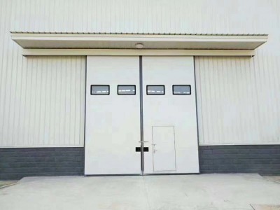 生产工业提升门、批发垂直提升门、工业保温门厂家，工业门图2