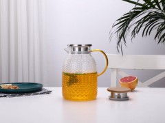 喝完茶如何清理玻璃茶具？