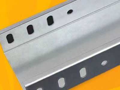 铁线槽钢制镀锌槽式电缆桥架电线弱电