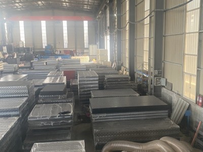 Welding fixture图1