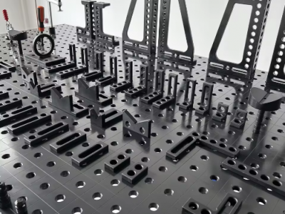 Welding table图4